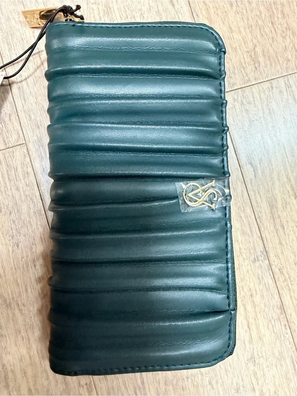 Victoria secret Dark Green Zip Wallet - Picture 3 of 8